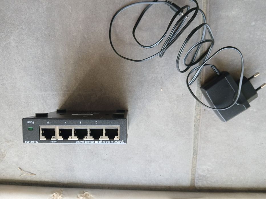 5-Port Gigabit Desktop Switch