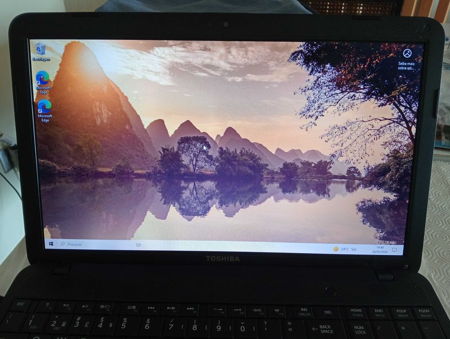 Computador Portátil TOSHIBA Satellite Pro C850-1H0