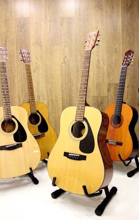 Гитара YAMAHA акустическая F310 и Чехол для гитары