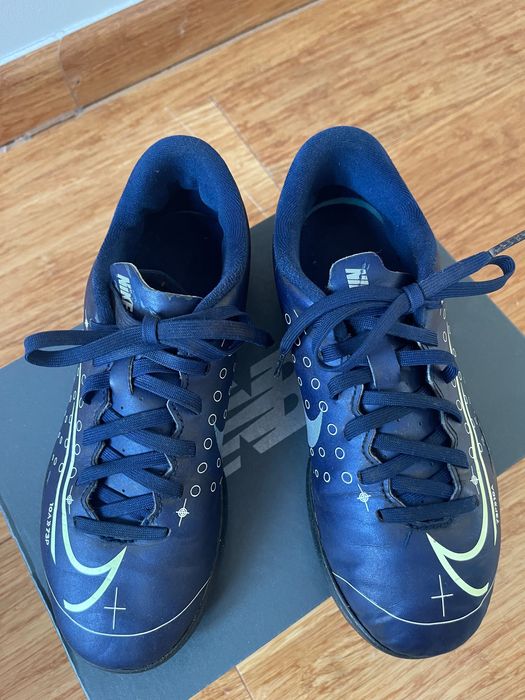 Buty chłopięce R. 35,5 Nike Mercurial