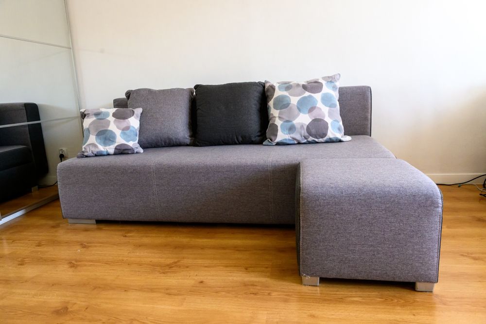 Sofa rozkładana w bardzo dobrym stanie