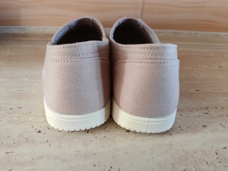 Letnie damskie buty w stylu espadryli 39