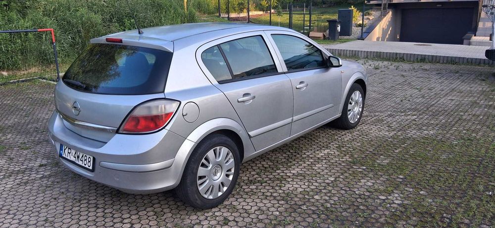 Opel Astra 2007r 1.6kat