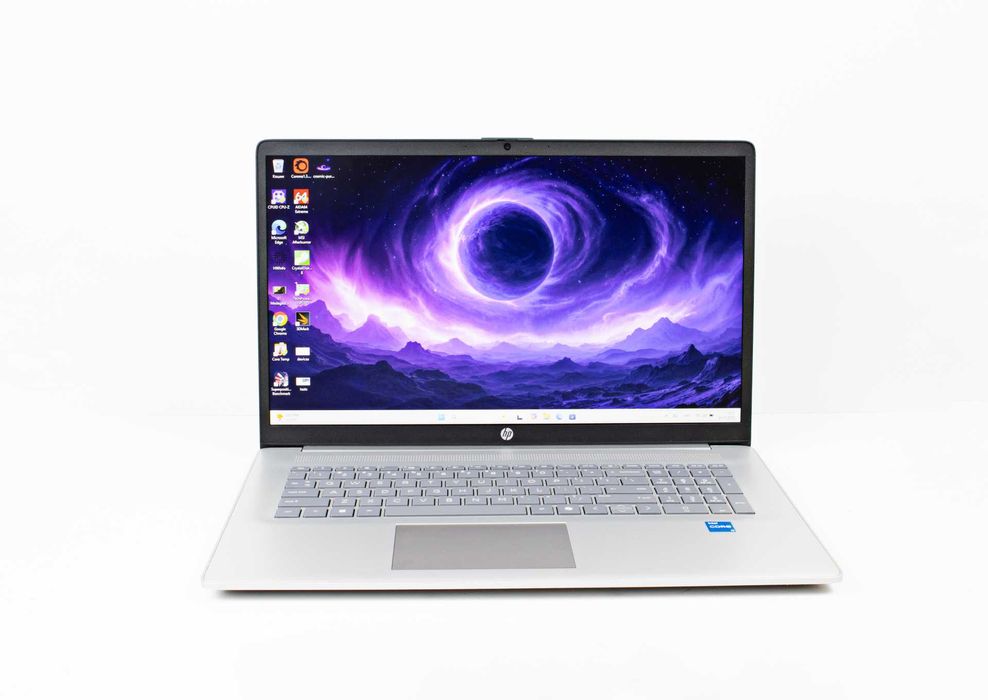 HP Laptop 17-cn3003dx Core i3-N305/ RAM 16 Gb/ SSD 256 Gb/ 17,3" HD+