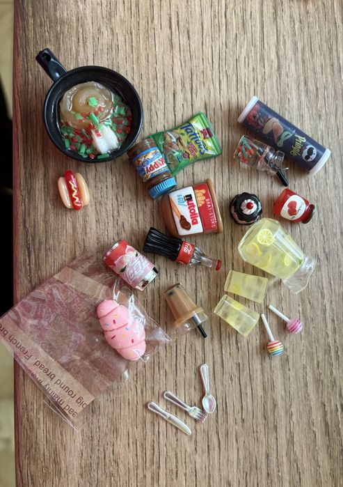 miniaturki produkty mini brands barbie