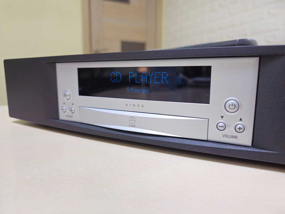 Linn KINOS — Hi-End AV процесор 7.1 (Dolby, DTS) передпідсилювач, системний контроллер