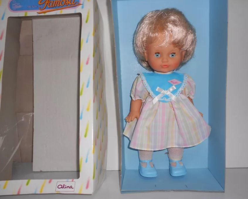 Antiga boneca da Famosa - Alina 1989