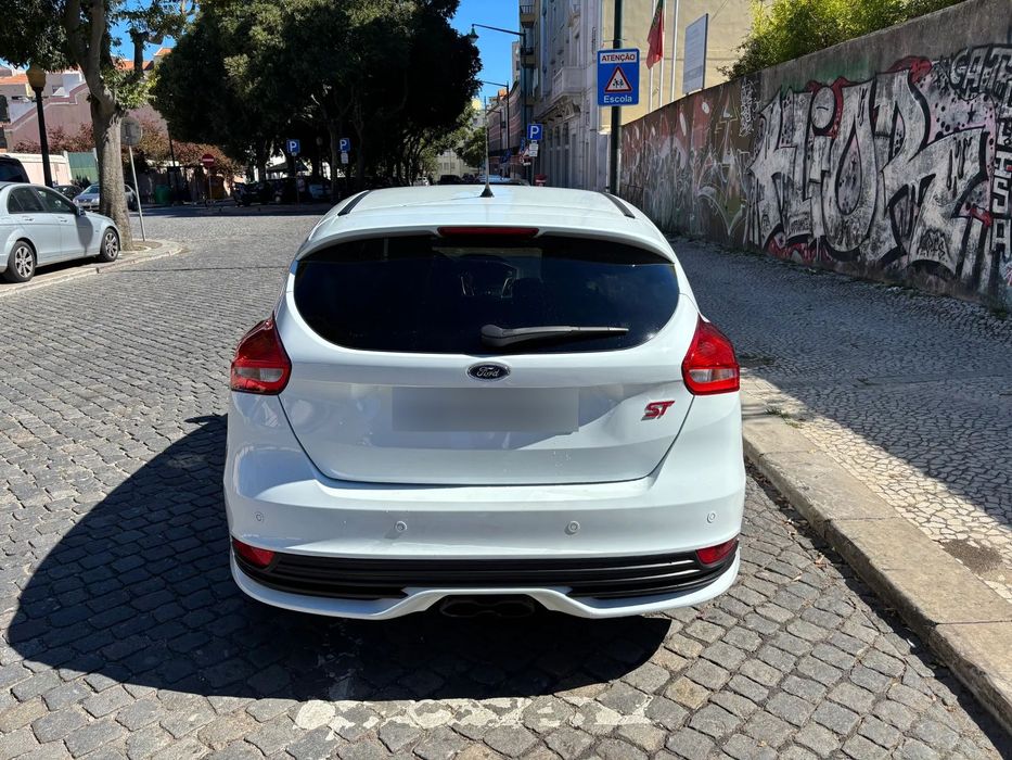 Ford Focus 2.0 EcoBoost ST