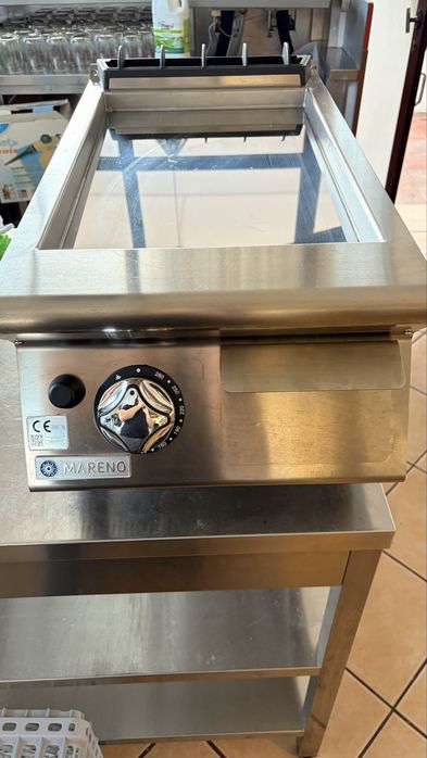 Chapa de Grelhar Profissional Mareno (Série 700) - Estado Impecavel!