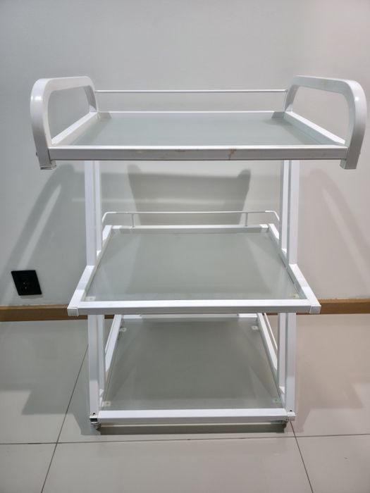 Pomocnik kosmetyczny biały