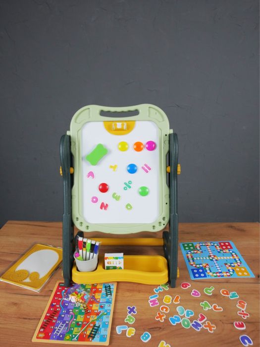 Мольберт дитячий 050-52 двосторонній крейда маркери магніти