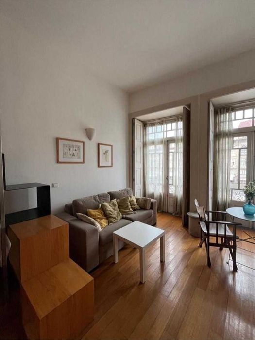 T0 Arrendamento - Largo do Toural