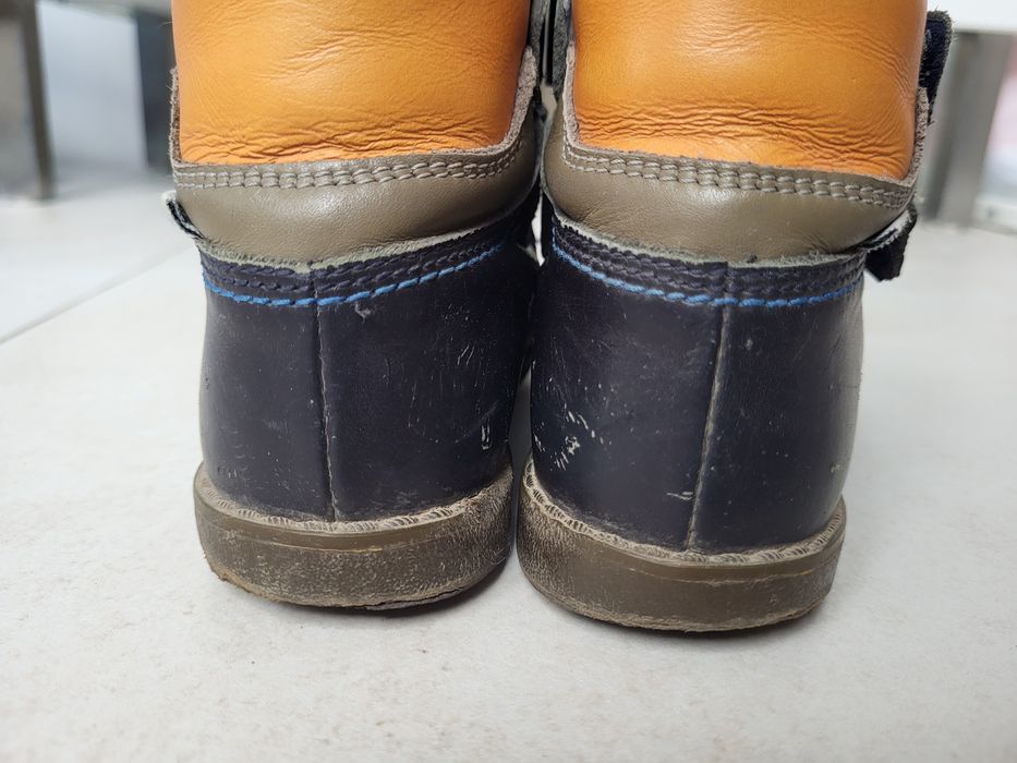 Bury ortopedyczne Porto rozmiar 26 z klinem