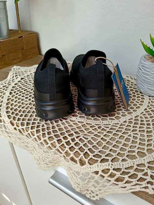 Damskie wsuwane buty sportowe 37 STQ czarne