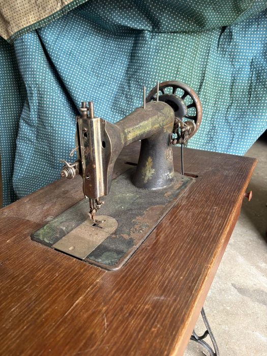 Máquina de costura Singer