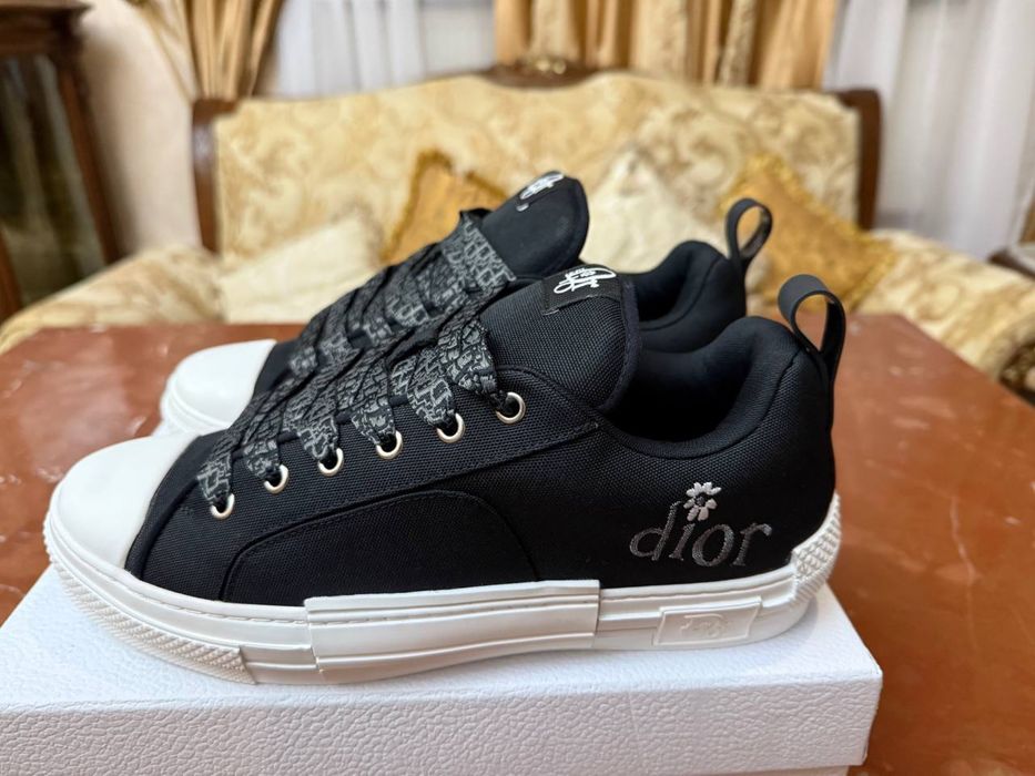 Чоловічі кеди від Dior