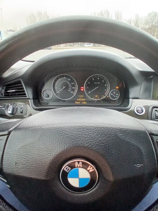 BMW F10  3.0 N52-надёжный, ухоженный и полностью обслуженый автомобил