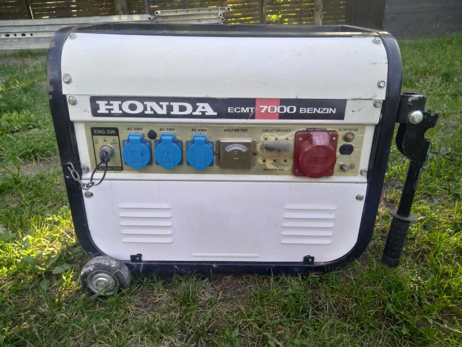 Wynajmuje agregaty prądotwórczy od 5kw do 12,5 kw trójfazowy