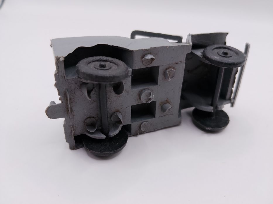 Kioskowiec plastikowy PRL Jeep Whilys Vintage 7 cm