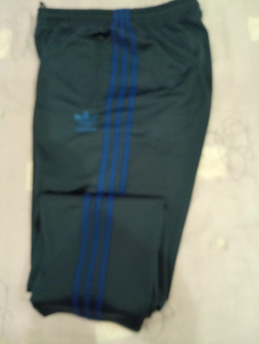 Продам спортивный костюм Adidas 52-54р(09) Австрия