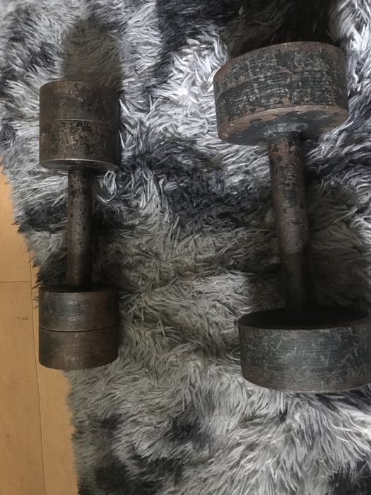 продам гантели 2шт