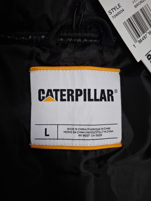 Чоловічий  жилет  з капюшоном  caterpillar