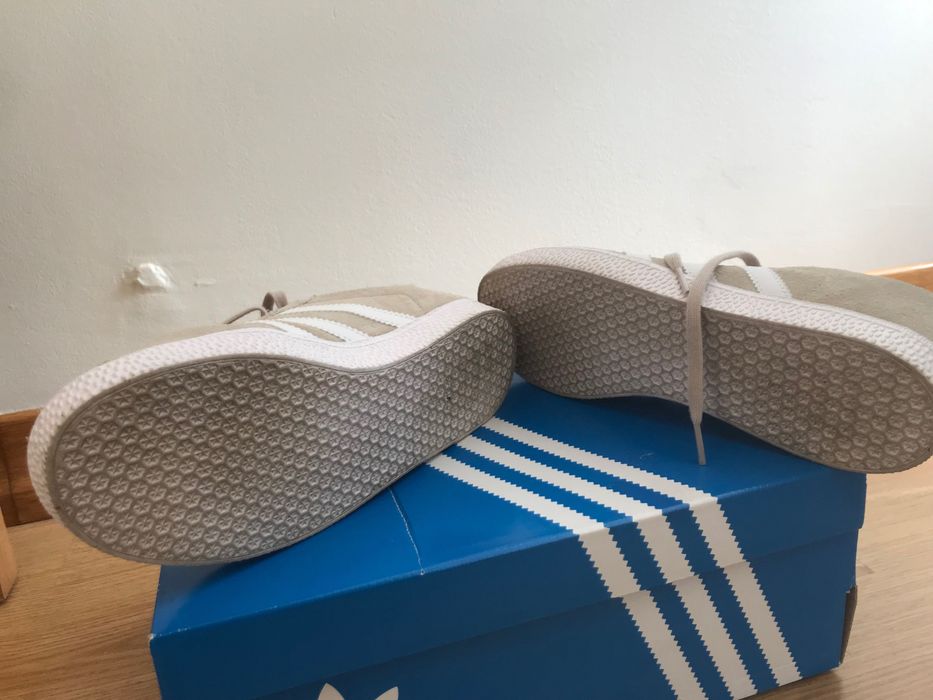 Sapatilhas Gazelle tamanho 38,5