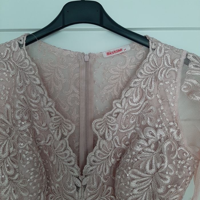 Suknia  na studniówkę pudrowy róż