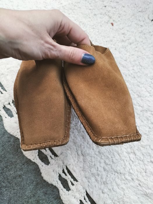 Unikatowe klapki mule skórzane musztardowe mango premium