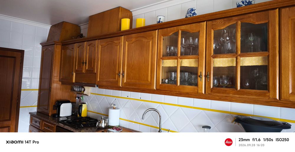 Vendo mobiliário de cozinha em estado de uso