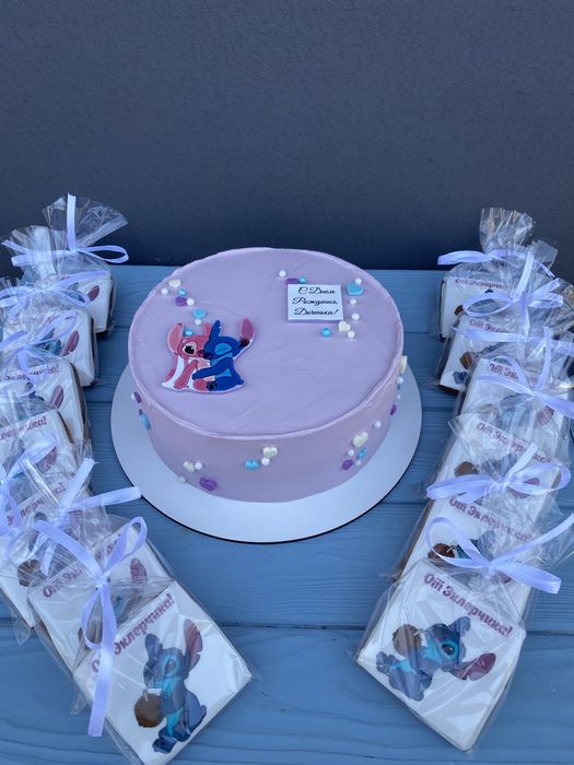 Торти на замовлення!торт на заказ! Медові пряники!Каравай!