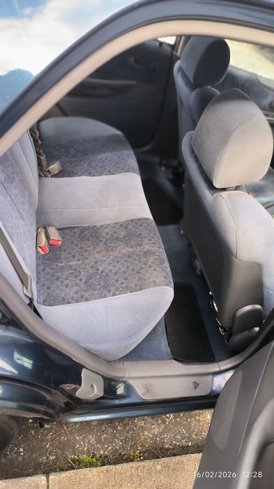 Vendo Mazda 99 323