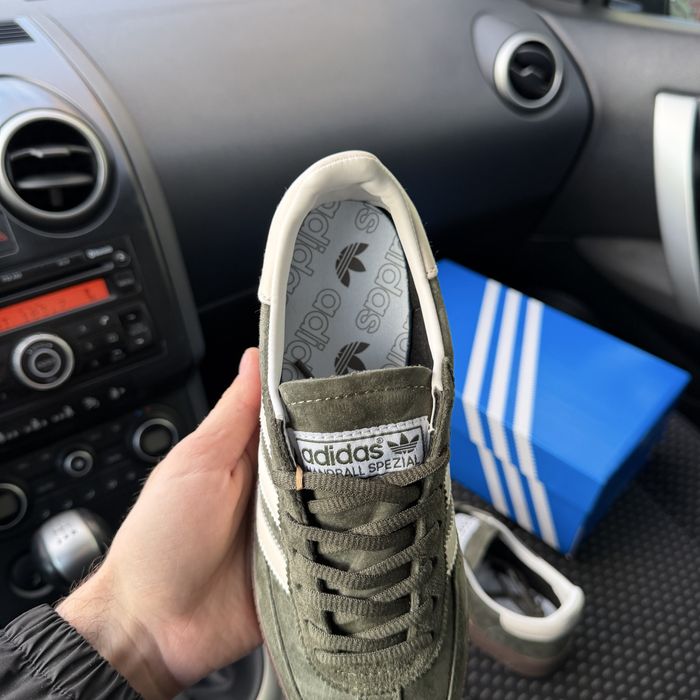 Чоловічі жіночі кросівки адідас спезиал хакі Adidas Spezial Khaki white замша