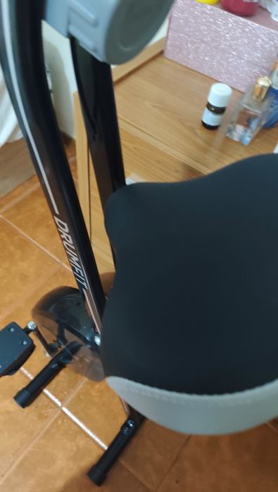 Bicicleta elíptica nova