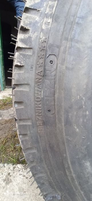 Шини вантажні 8.25r20