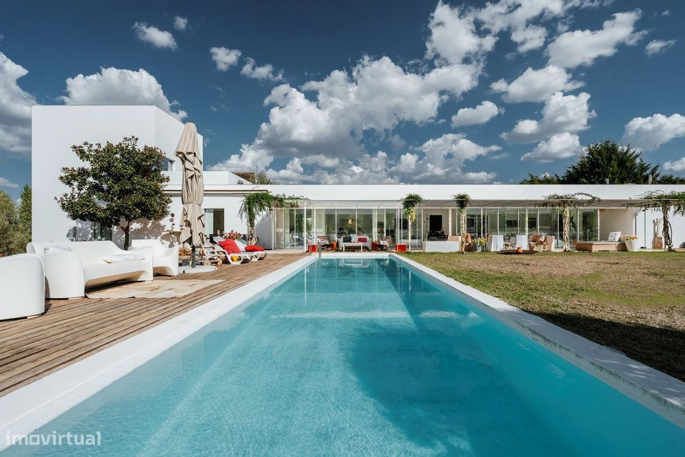 PARA VENDA: Moradia T4 com Vinha Privada no L’AND Vineyards, a 1h de L