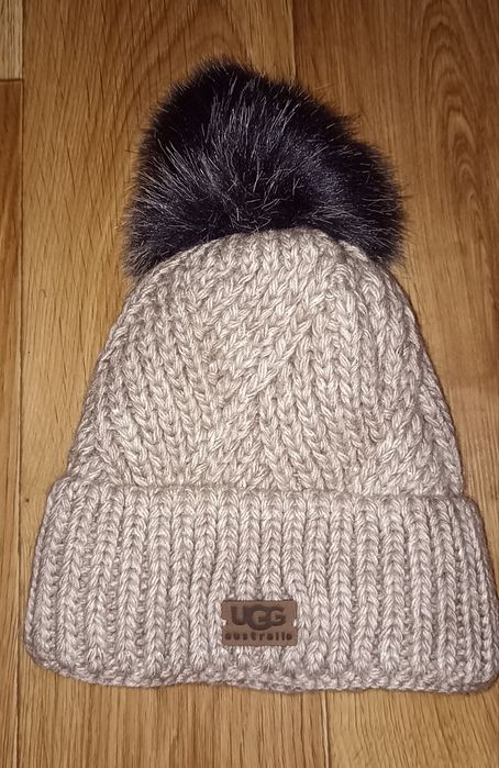 Шапка зимова новая