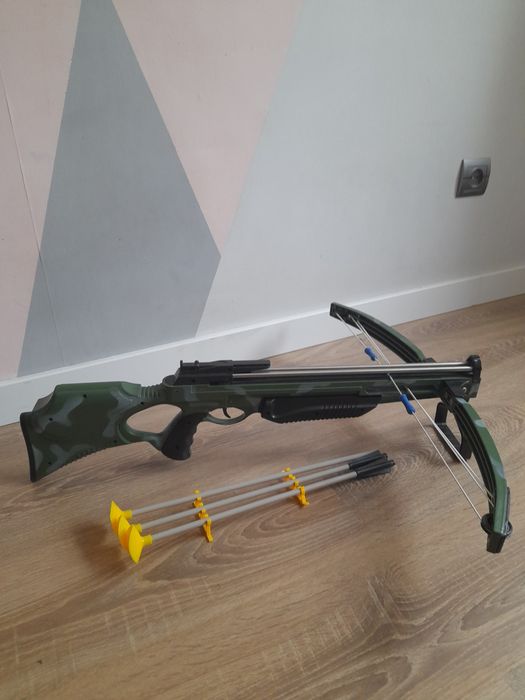 Дитячий іграшковий арбалет