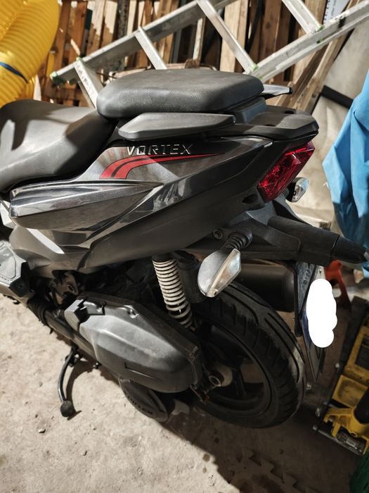 Vortex axis 125 17.000km nova