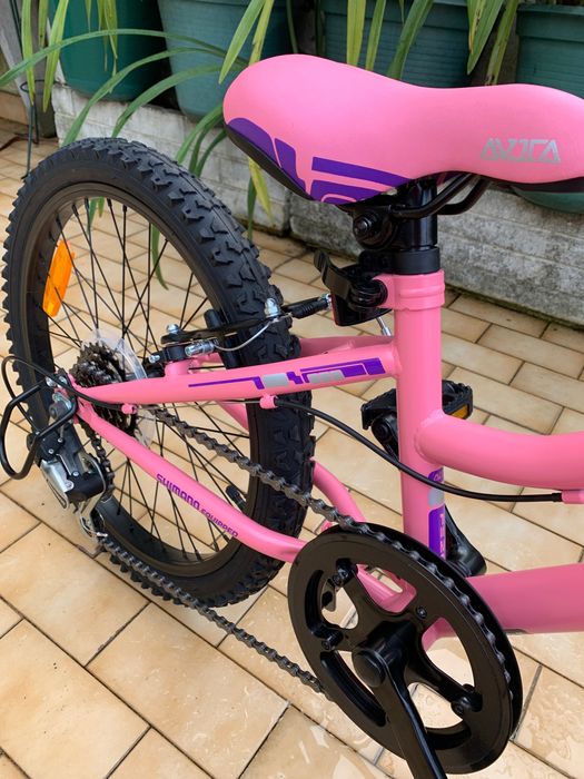 Bicicleta de montanha criança cor-de-rosa