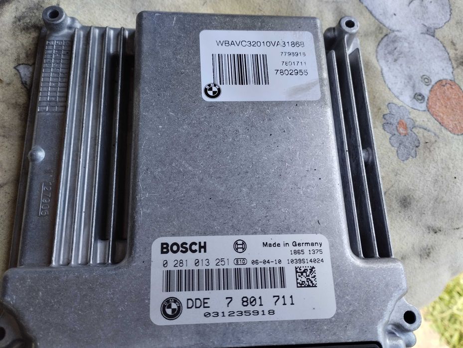 BMW komputer sterownik silnika 2.0D DDE 7801711