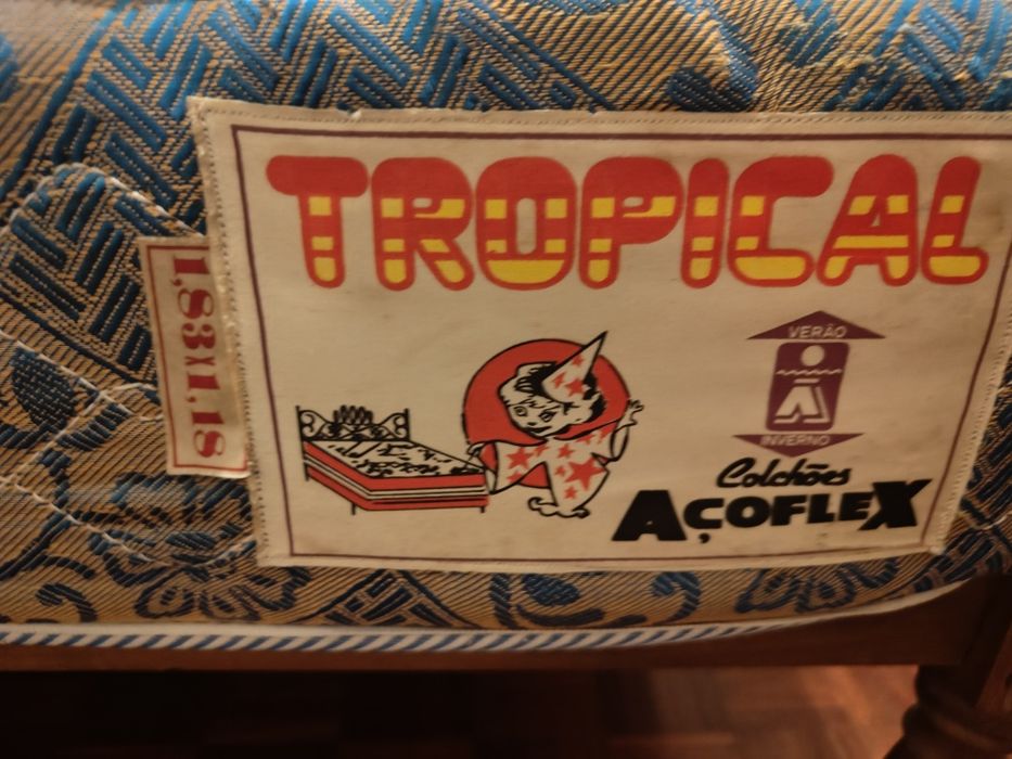 Cama solteiro e colchão