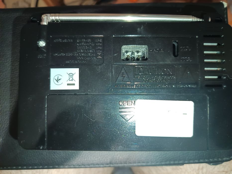 Продам НОВЕ Радіо KNSTAR RX-606AC