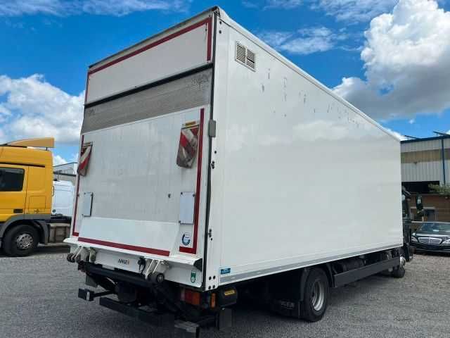 MAN TGL 12.250 mercadoria com plataforma Elevatória