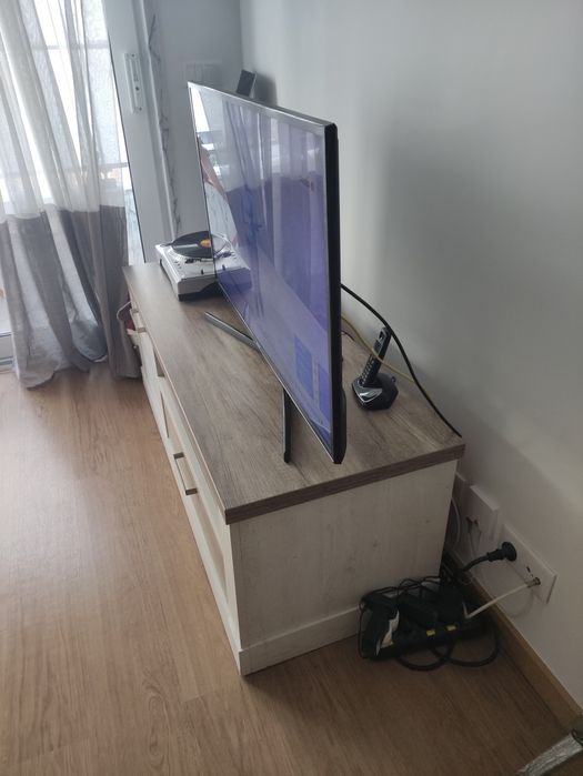 Conjunto móvel TV e cristaleira Verona