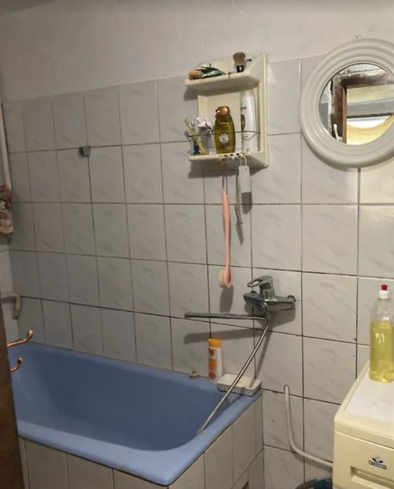 Продаж 2 пов.будинку зділянкою на 25 соток