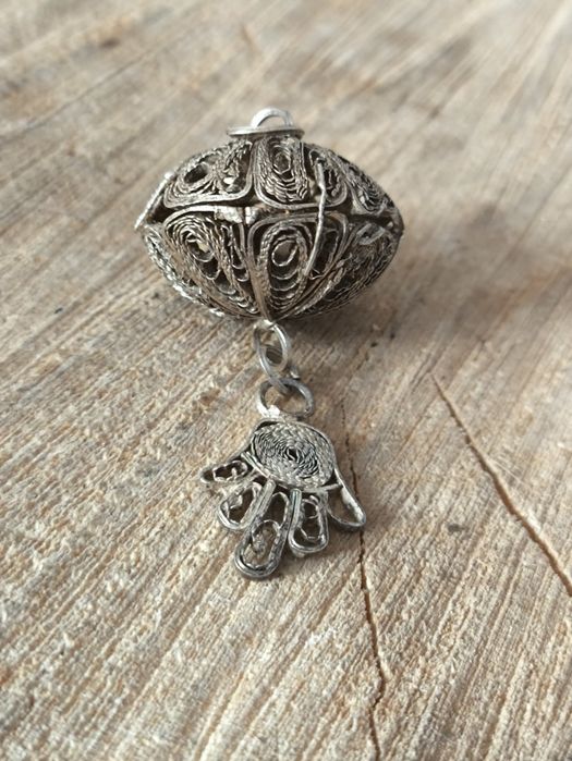 Stara zawieszka amulet ,ręka Fatimy. Vintage