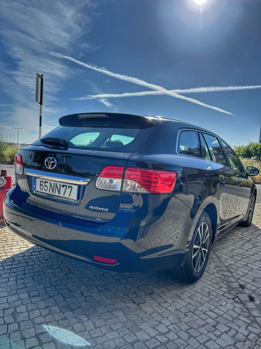 Toyota Avensis 2.0D4D Nacional c/ histórico