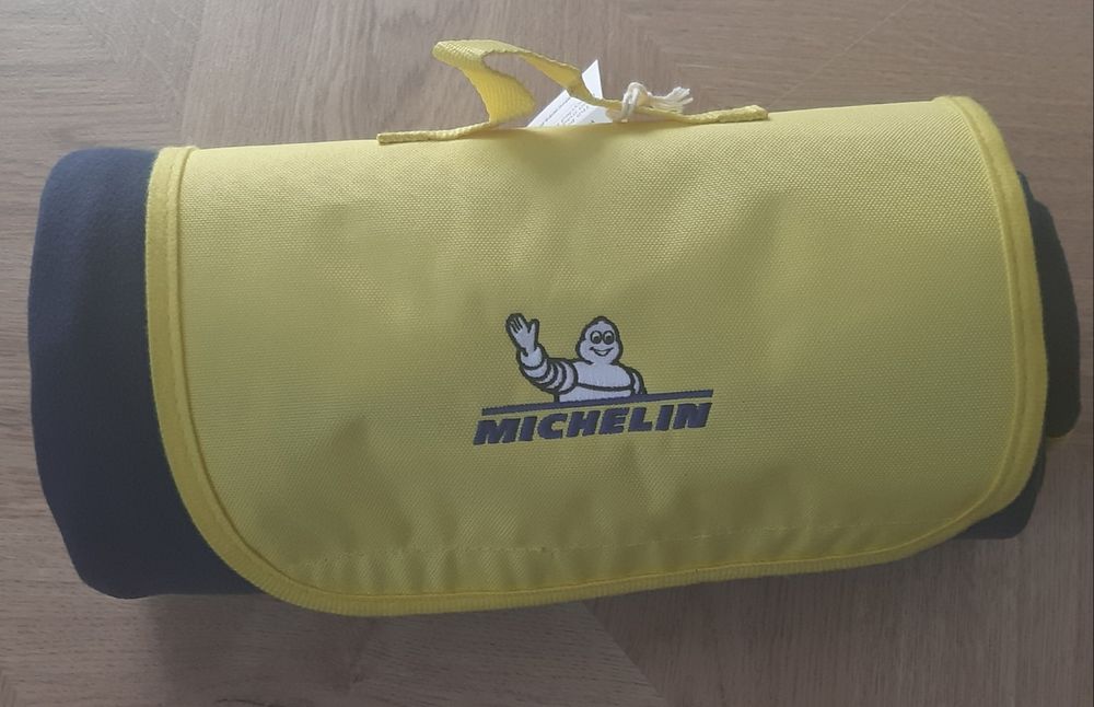 Koc polarowy piknikowy  marki Michelin 126x162 cm z logo Bibendum