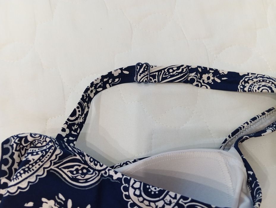 Купальник суцільний